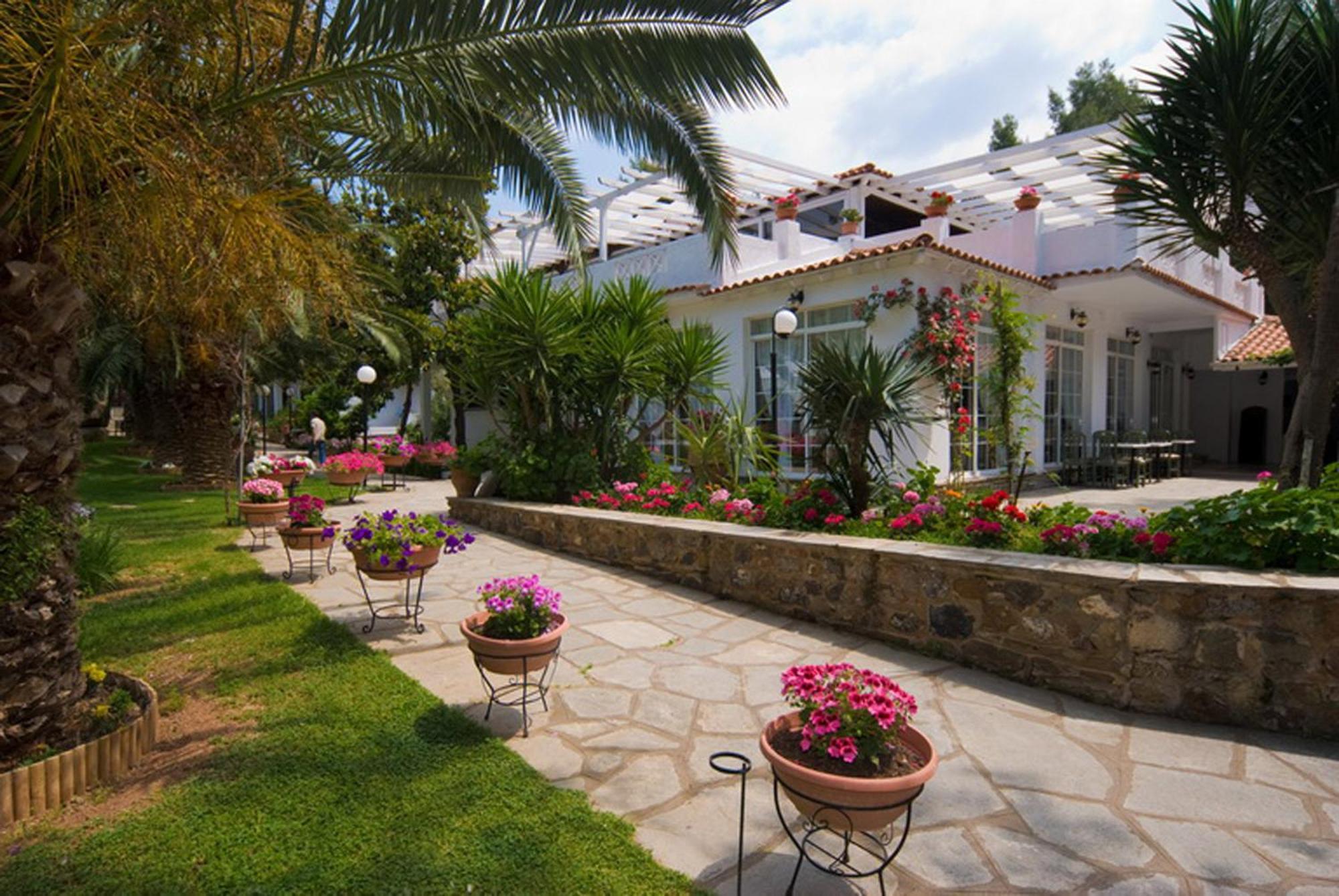 Porfi Beach Hotel Nikiti  Dış mekan fotoğraf