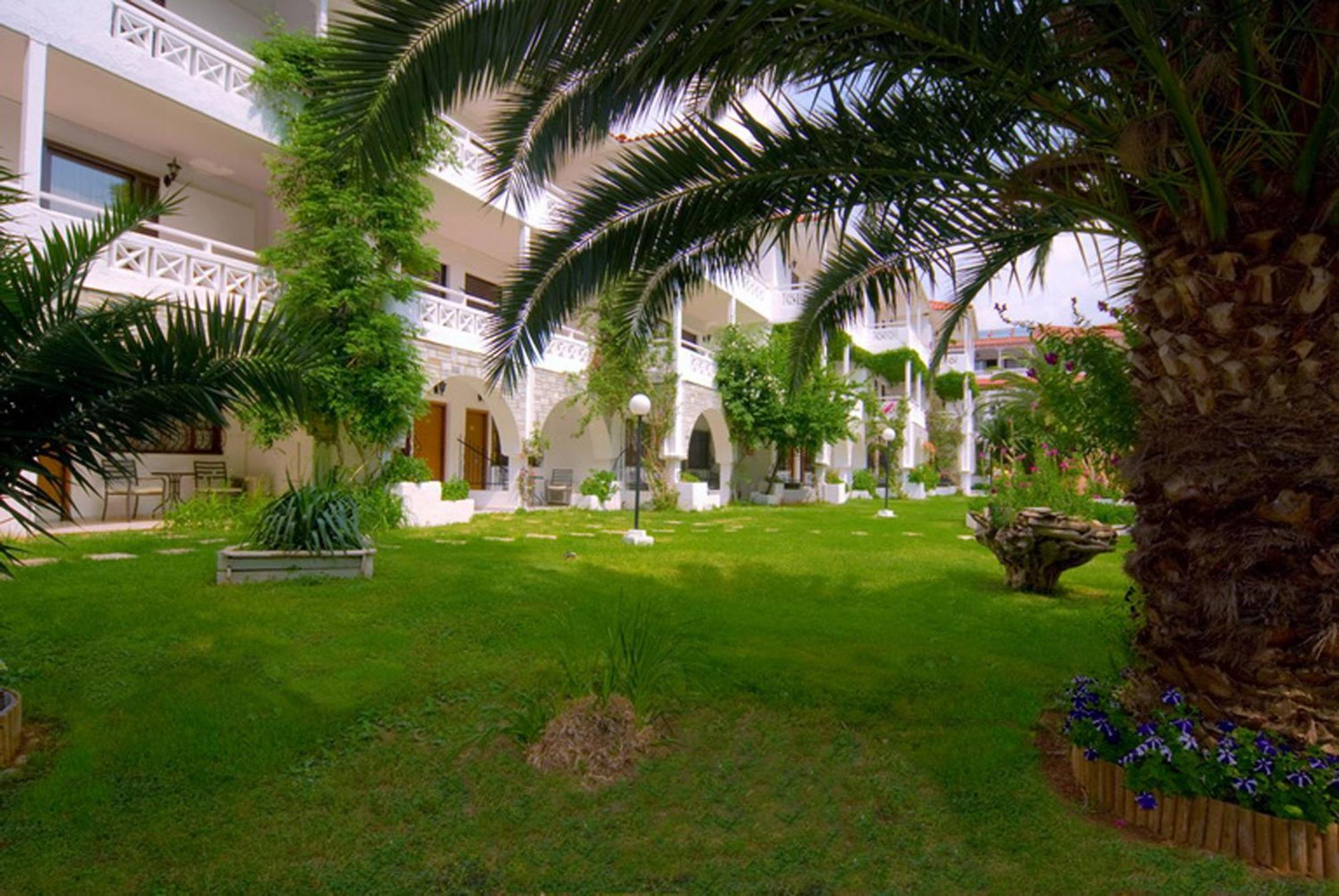 Porfi Beach Hotel Nikiti  Dış mekan fotoğraf