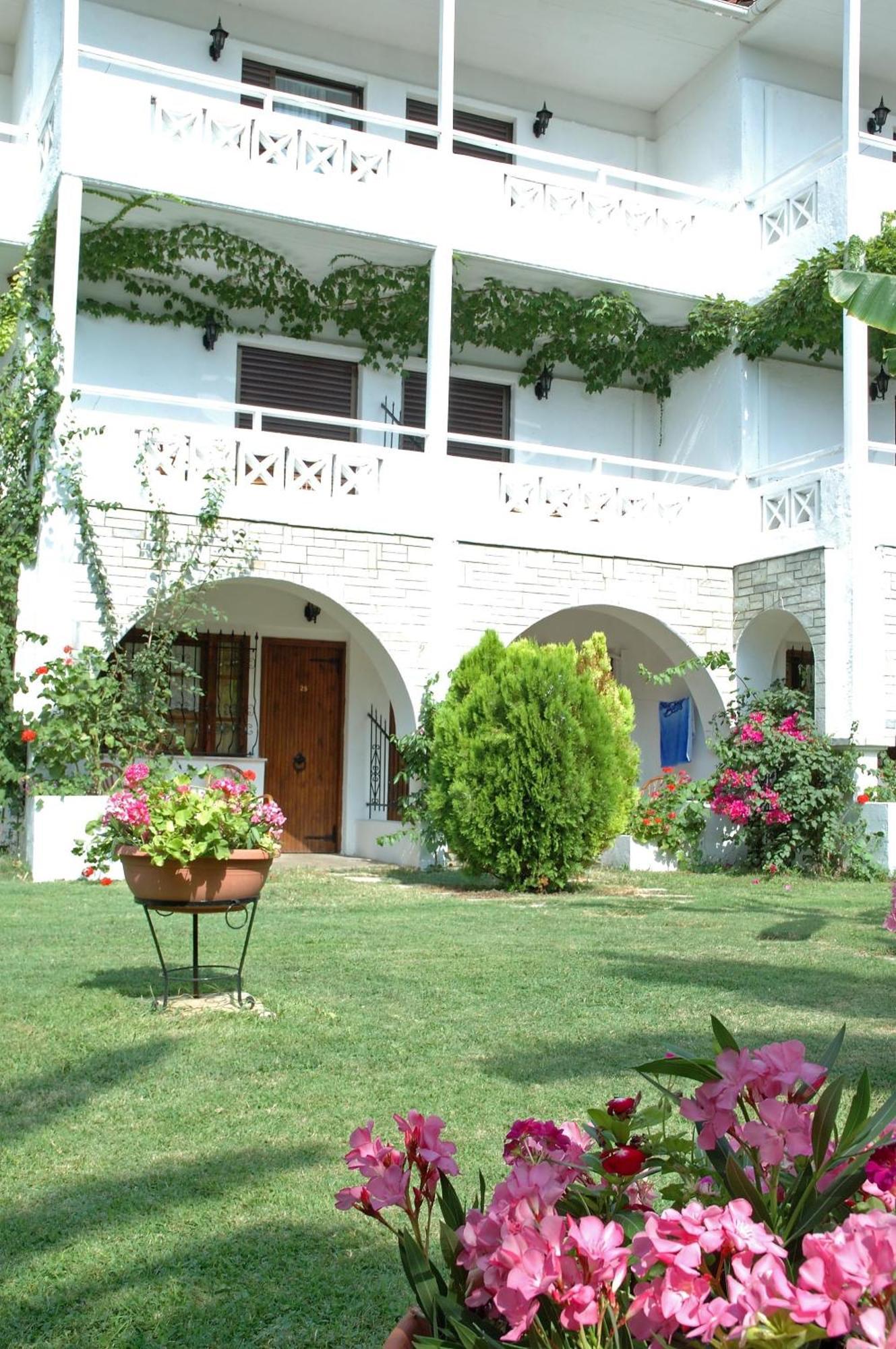 Porfi Beach Hotel Nikiti  Dış mekan fotoğraf